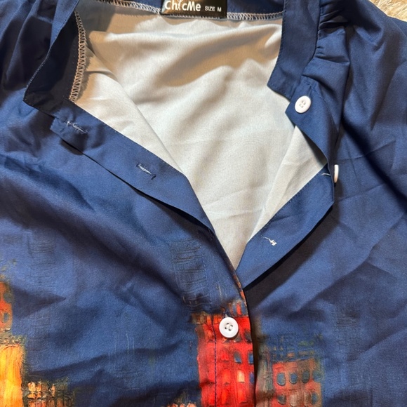 Women’s Blouse - Picture 2 of 5